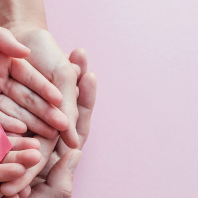 Comprendre le cancer du sein : symptômes, causes et traitements